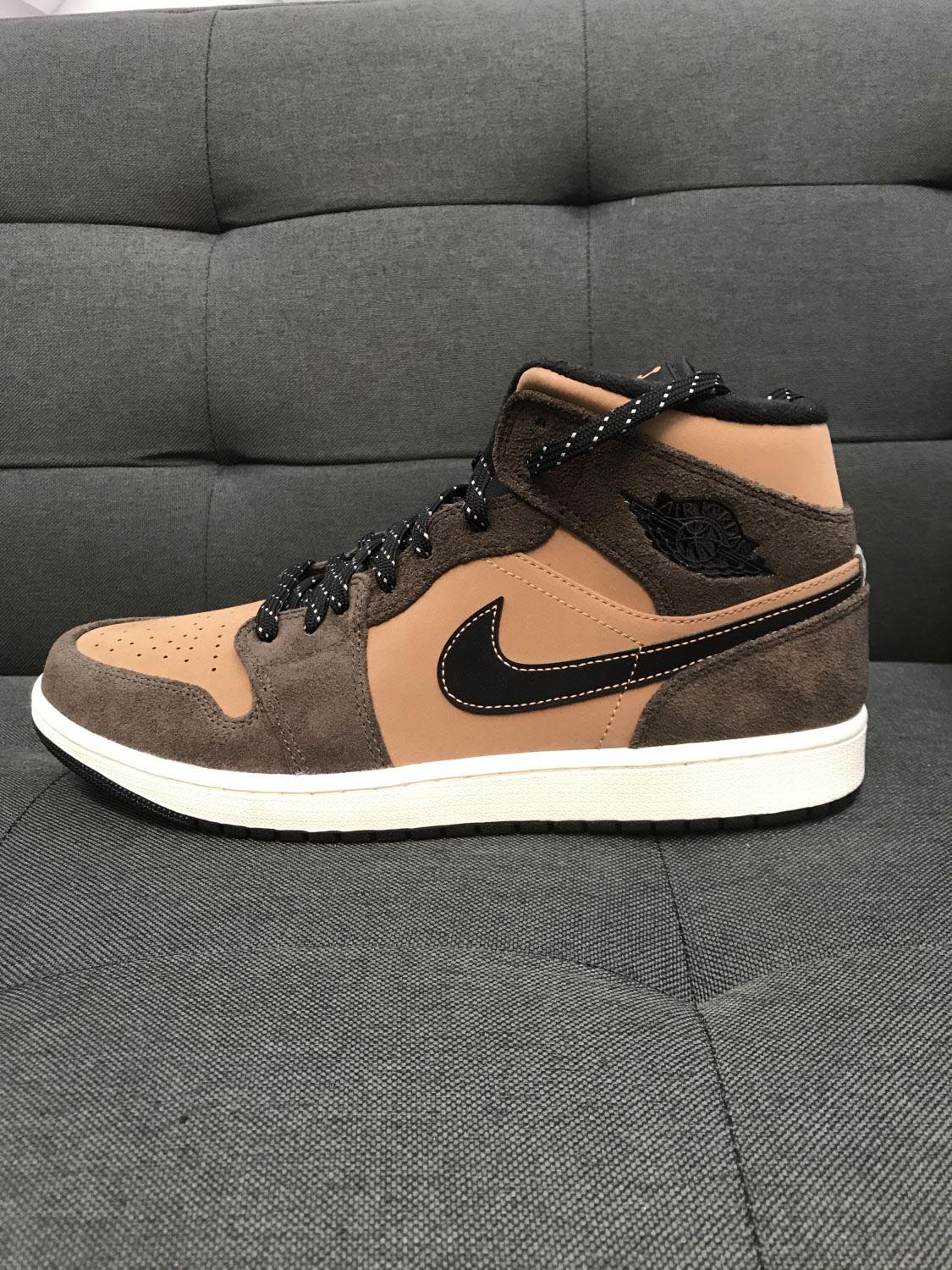 1206 Jordan 1 Mid SE Dark Chocolate Dark/Chocolate/Archaeo Brown