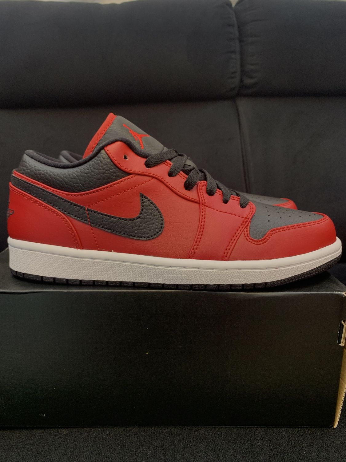 3017 Jordan 1 Low Reverse Bred Pebbled Swoosh Item Details
