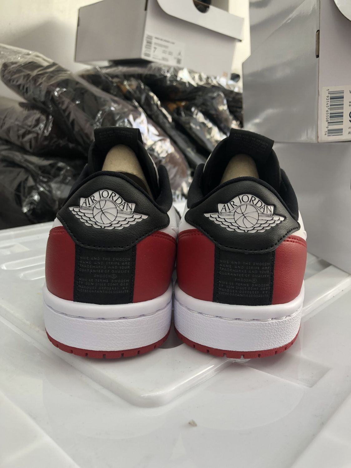 jordan 1 low slip black toe