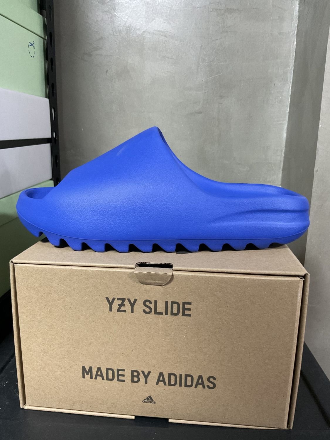 15843 Adidas Yeezy Slide Azure (FS) Item Details Phenomenalsole