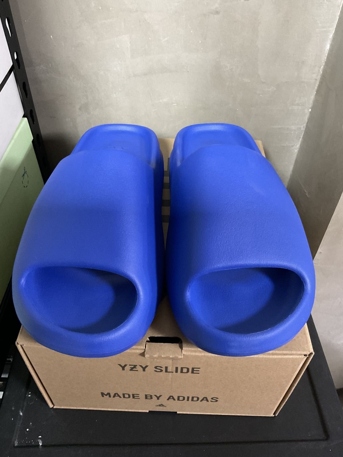 15843 Adidas Yeezy Slide Azure (FS) Item Details Phenomenalsole